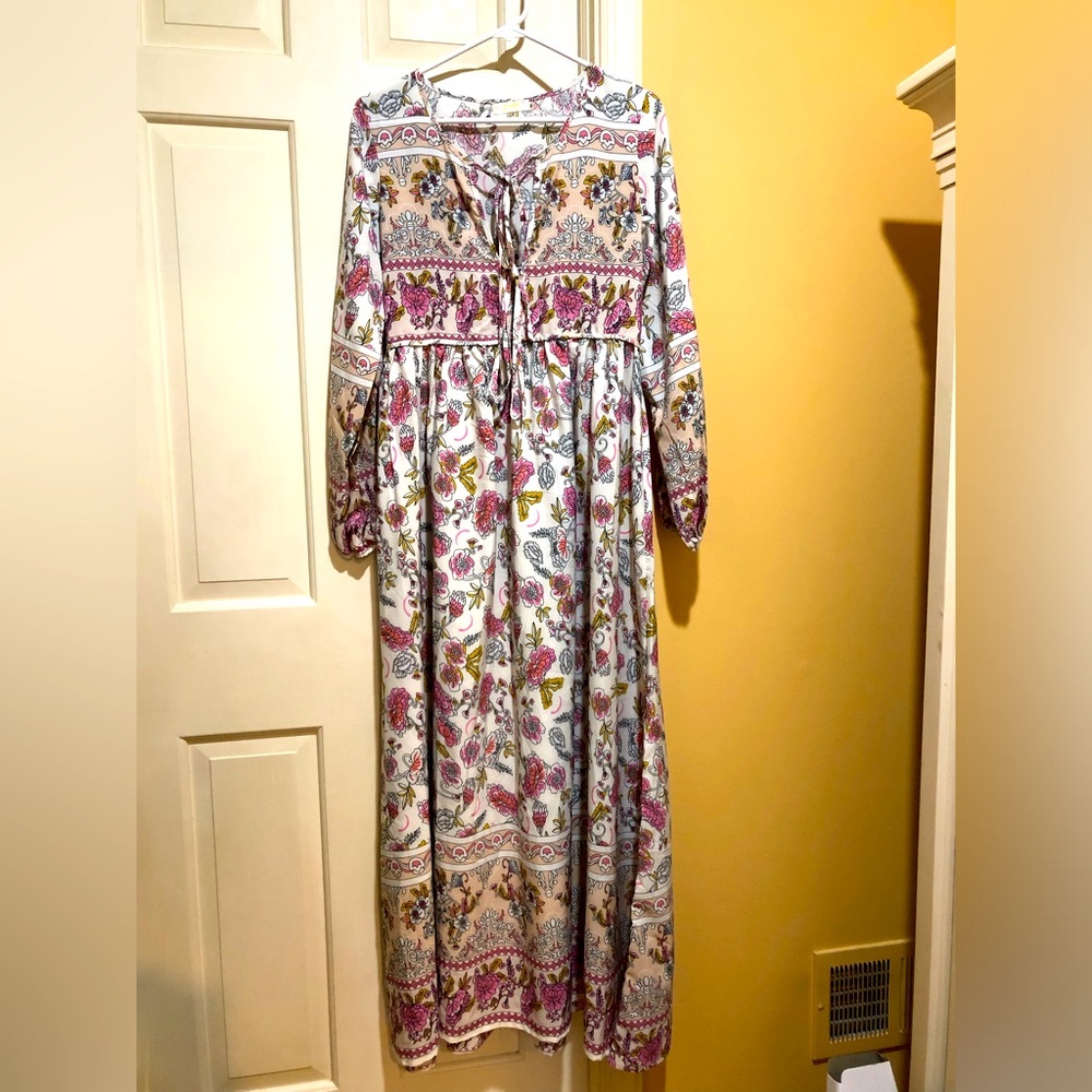 Bonita Maxi Dress. Pink floral pattern with double front tie. Size Medium.